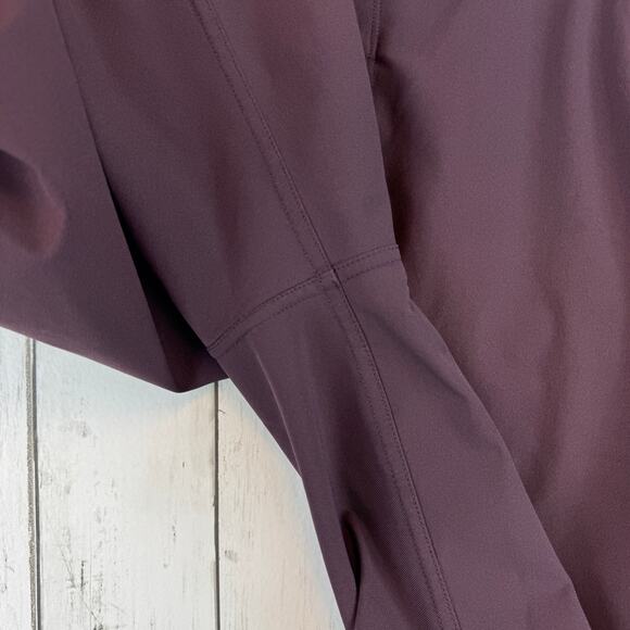 Lululemon Burgundy The Works Golf Short 11" Chino Shorts Size 38 Warpstreme - Picture 7 of 15